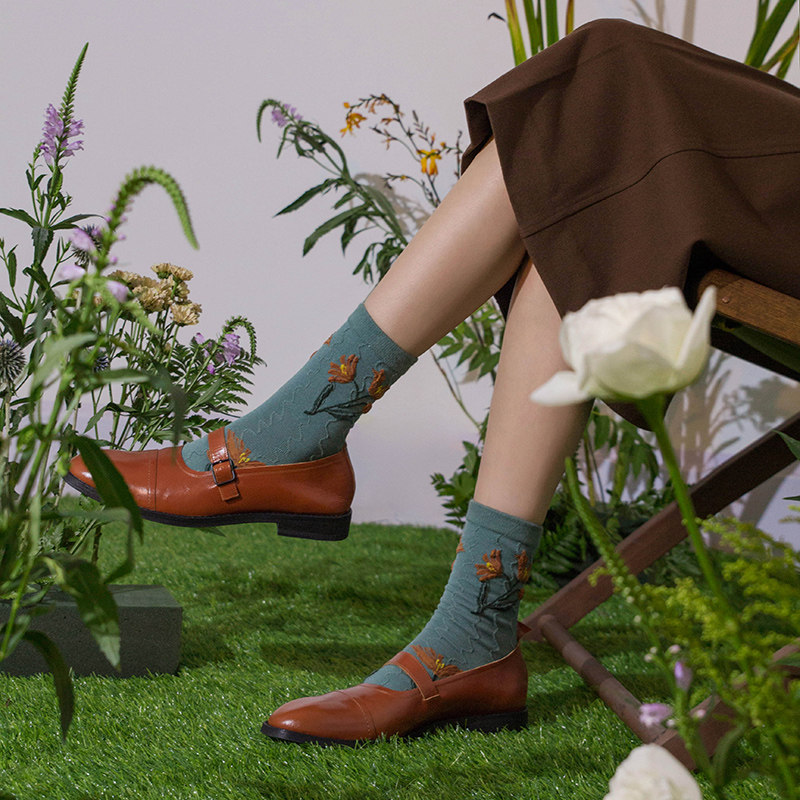 法式复古森系袜子女中筒棉质花朵甜美学院风搭配皮鞋短袜ins街拍