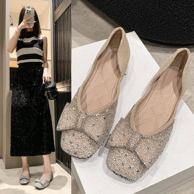 单鞋女2025新款网红春秋晚晚温柔仙女水钻方头浅口平底豆豆