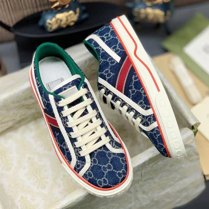 thumbnail for Spring explosive European station men's shoes, couple shoes, canvas shoes, women's versatile trendy brand casual board shoes