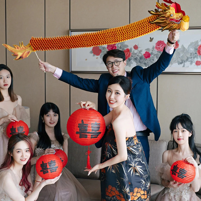 结婚喜字灯笼伴娘姐妹团晨拍拍摄道具彩色拉龙婚礼拍照布置装饰