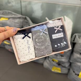 套盒三条装 3.16韩国东大门flora新款 蕾丝格纹小狗内裤