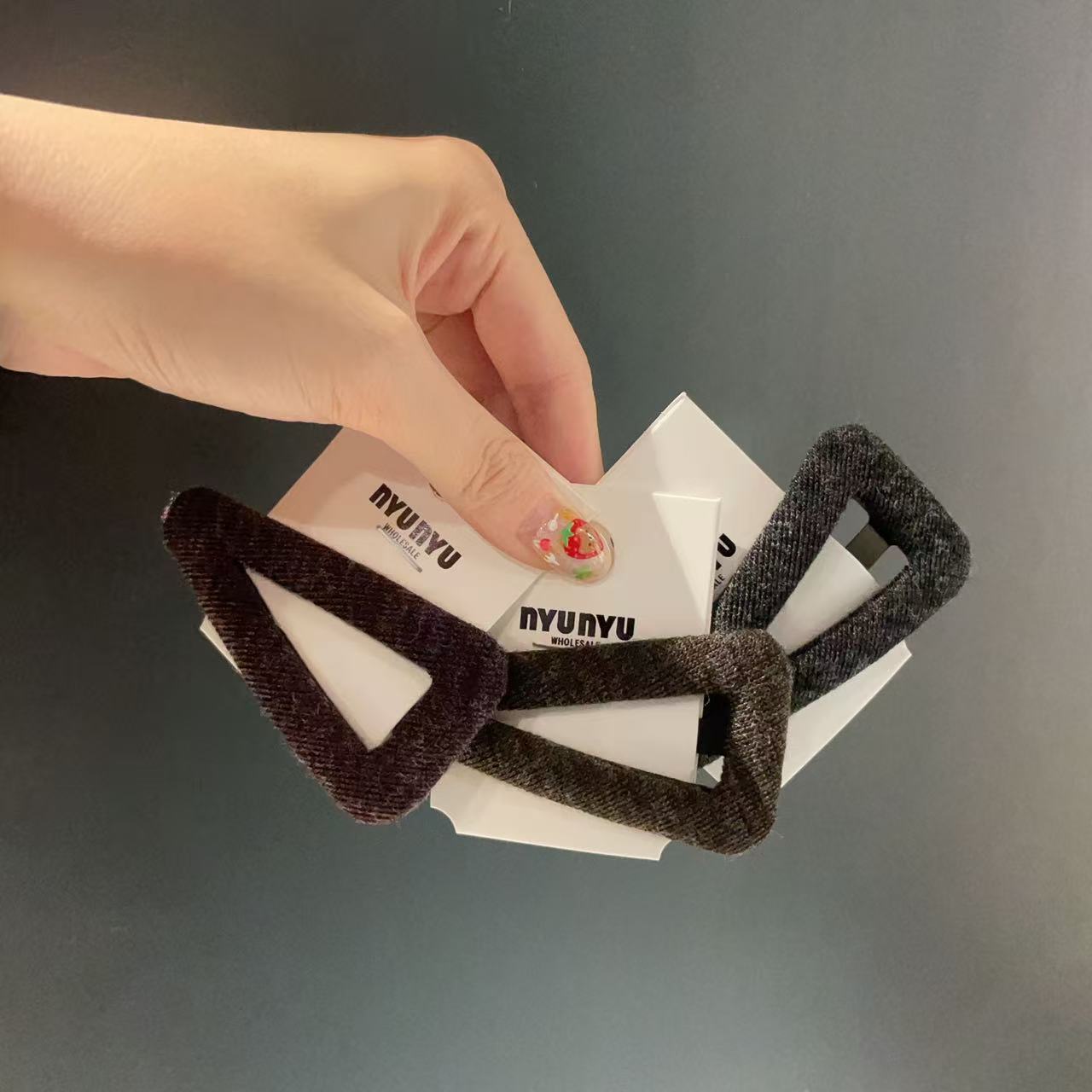 10.3韩国nyunyu发饰秋冬新款针织三角发夹BB夹