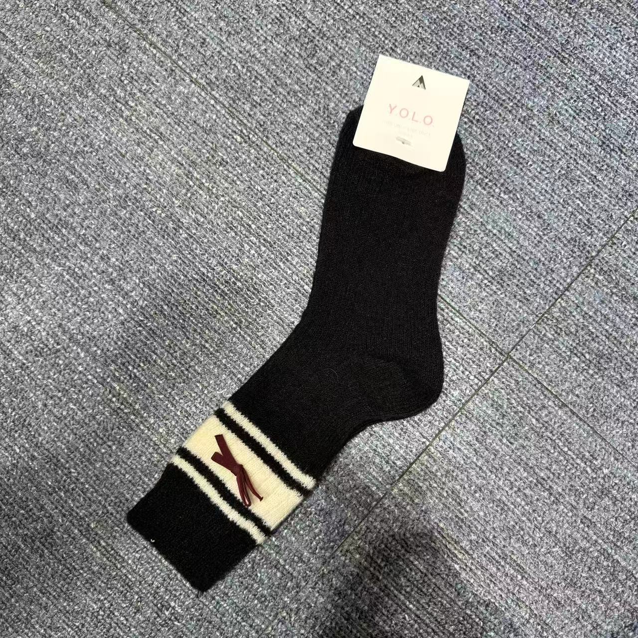 11.10东大门韩国YOLO条纹蝴蝶结袜子