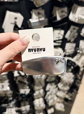 4.17韩国东大门nyunyu发饰亮面蝴蝶结甜酷Y2K三角BB夹