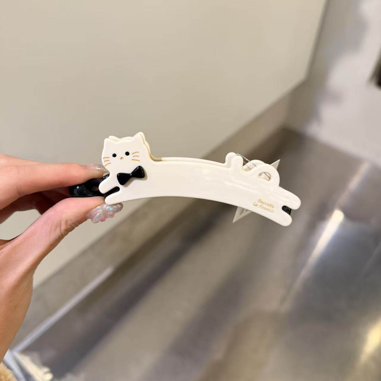 12.9韩国东大门baket发饰法造可爱蝴蝶结小猫香蕉夹马尾夹