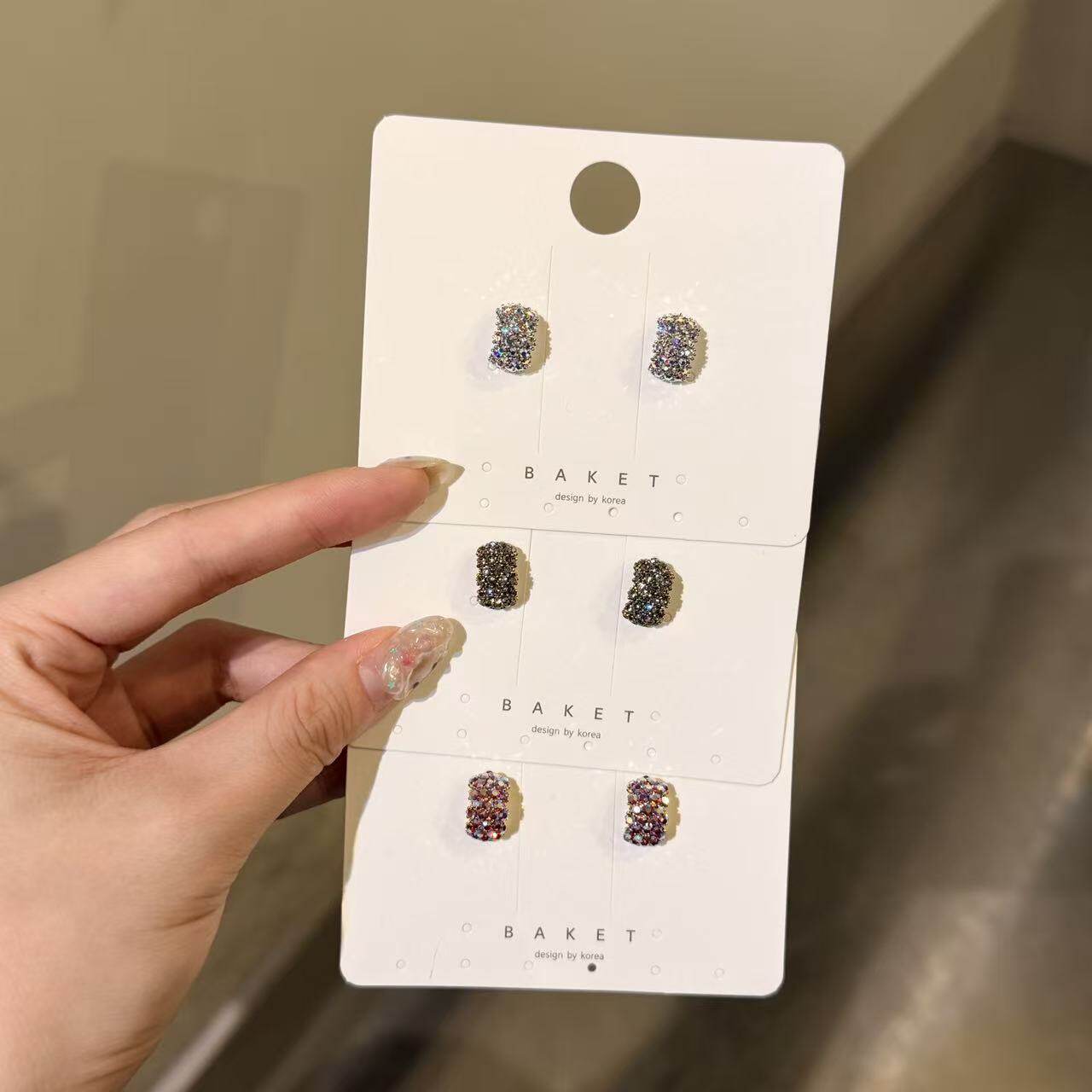 12.13韩国东大门baket耳饰水钻半圆半圈耳钉