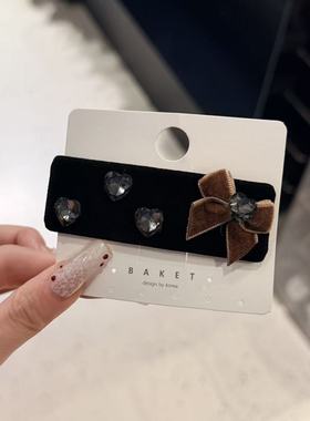 12.30韩国东大门baket爱心亮钻丝绒蝴蝶结边夹