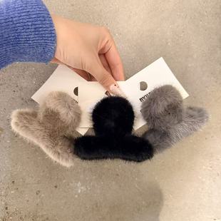 12.26韩国东大门nyunyu简约纯色毛毛抓夹