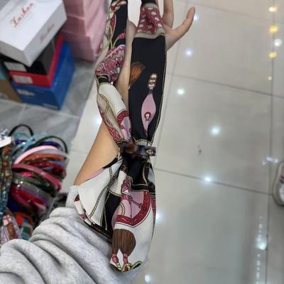 9.25韩国az撞色丝巾短款优雅气质