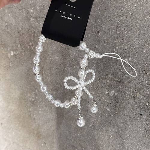 9.27韩国nyunyu珍珠蝴蝶结挂链