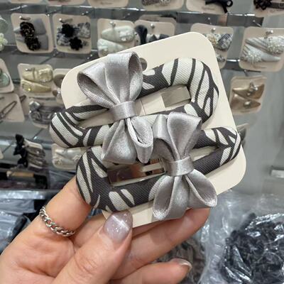 2.23韩国东大门rich women布艺质感蝴蝶结三角对夹发夹边夹