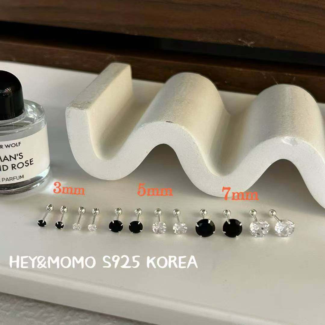 12.15直播韩国momo银饰简约华子白钻黑钻耳骨钉925银