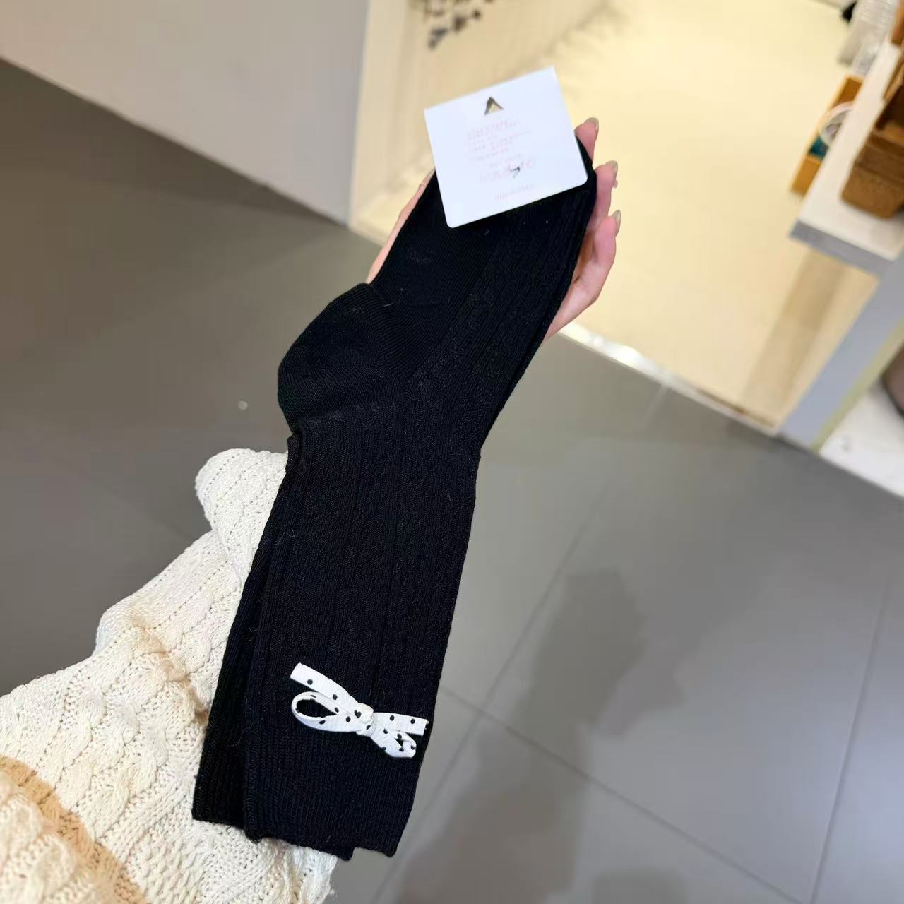 12.1东大门韩国YOLO纯色波点蝴蝶结简约袜子