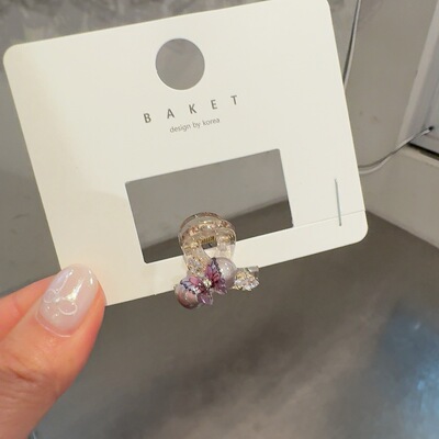 4.15韩国东大门baket精致水钻彩色珠蝴蝶小抓夹