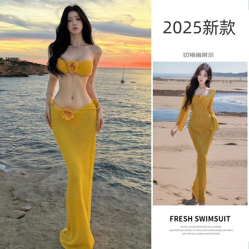 比基尼游泳衣女2026新款花朵海边性感度假三件套长袖防晒罩衫温泉
