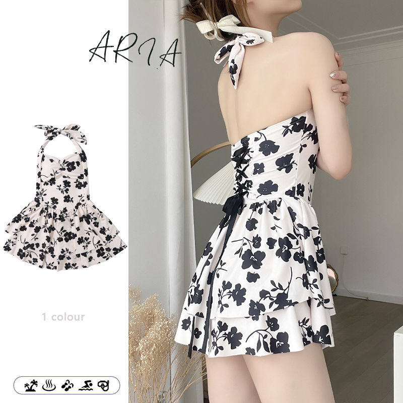 连体泳衣女2025新款黑色平角保守绑带挂脖遮肚带胸垫聚拢性感泳装