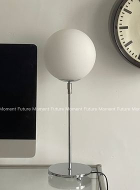 原创Moment Future包豪斯中古vintage风白色气球台灯书桌简约