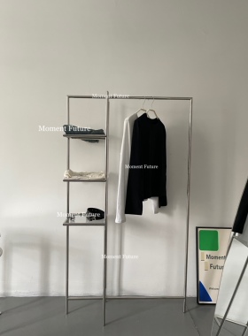 Moment Future金属不锈钢钢化玻璃陈列落地衣架服装店展示衣帽架