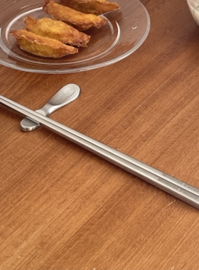 Moment Future餐具复古小众哑光不锈钢筷子架餐托简约银色餐筷子