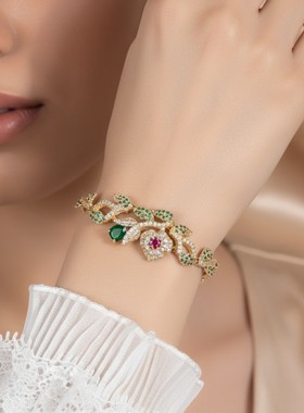 欧美时尚璀璨宝石花朵手链优雅配饰品多切面锆石玫瑰花闪钻手饰女