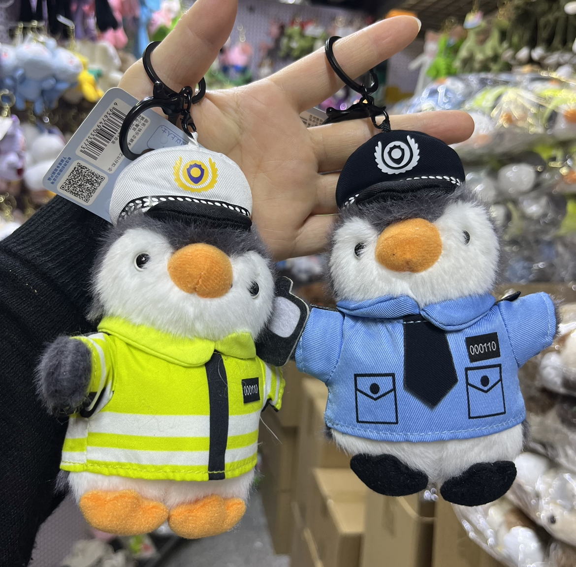 新款可爱企鹅警察毛绒挂件公仔玩具小礼品钥匙扣书包挂饰情侣礼物