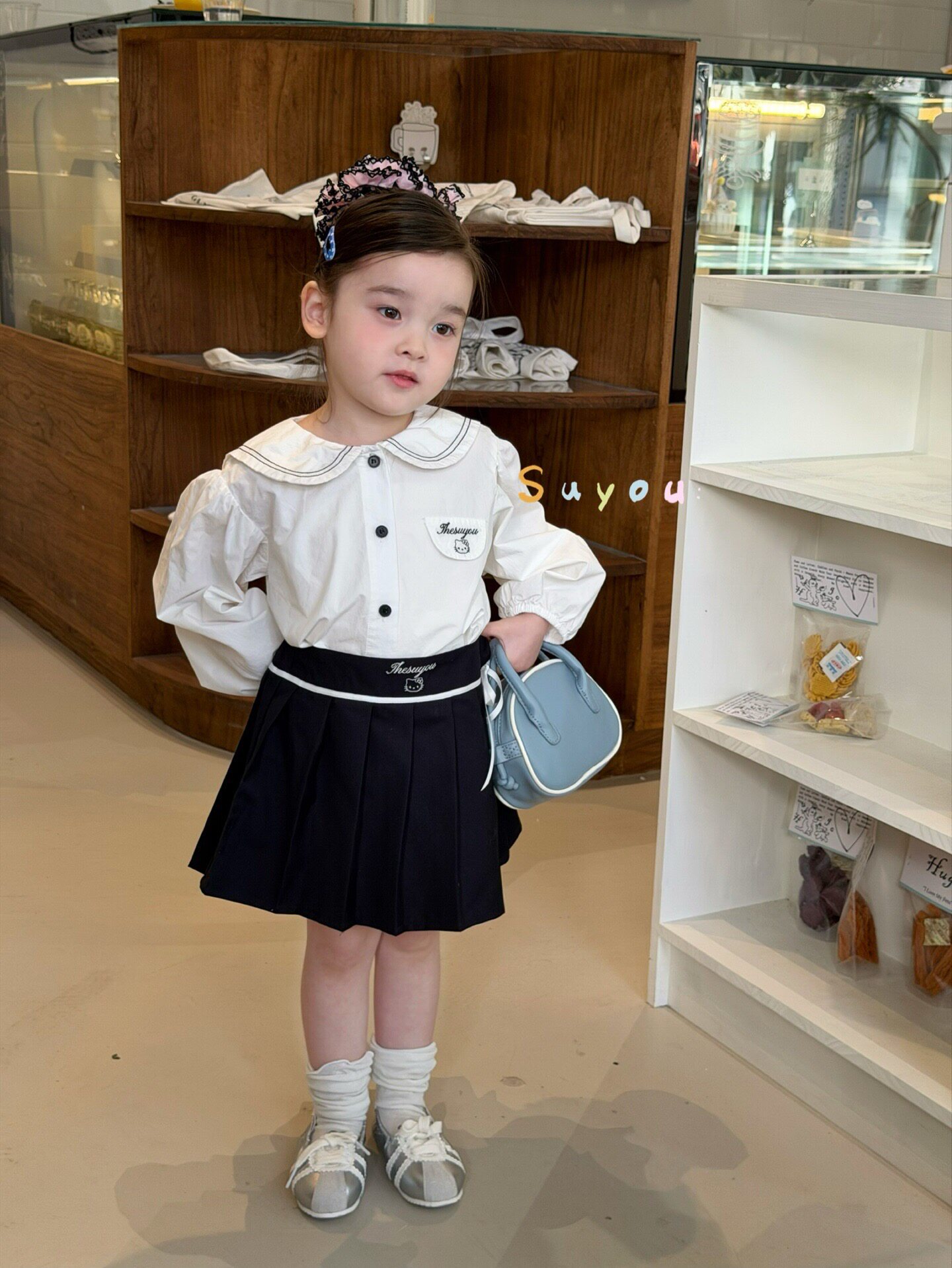 2026苏右春秋新款女童学院风套装长袖衬衫上衣黑色百褶裙两件套