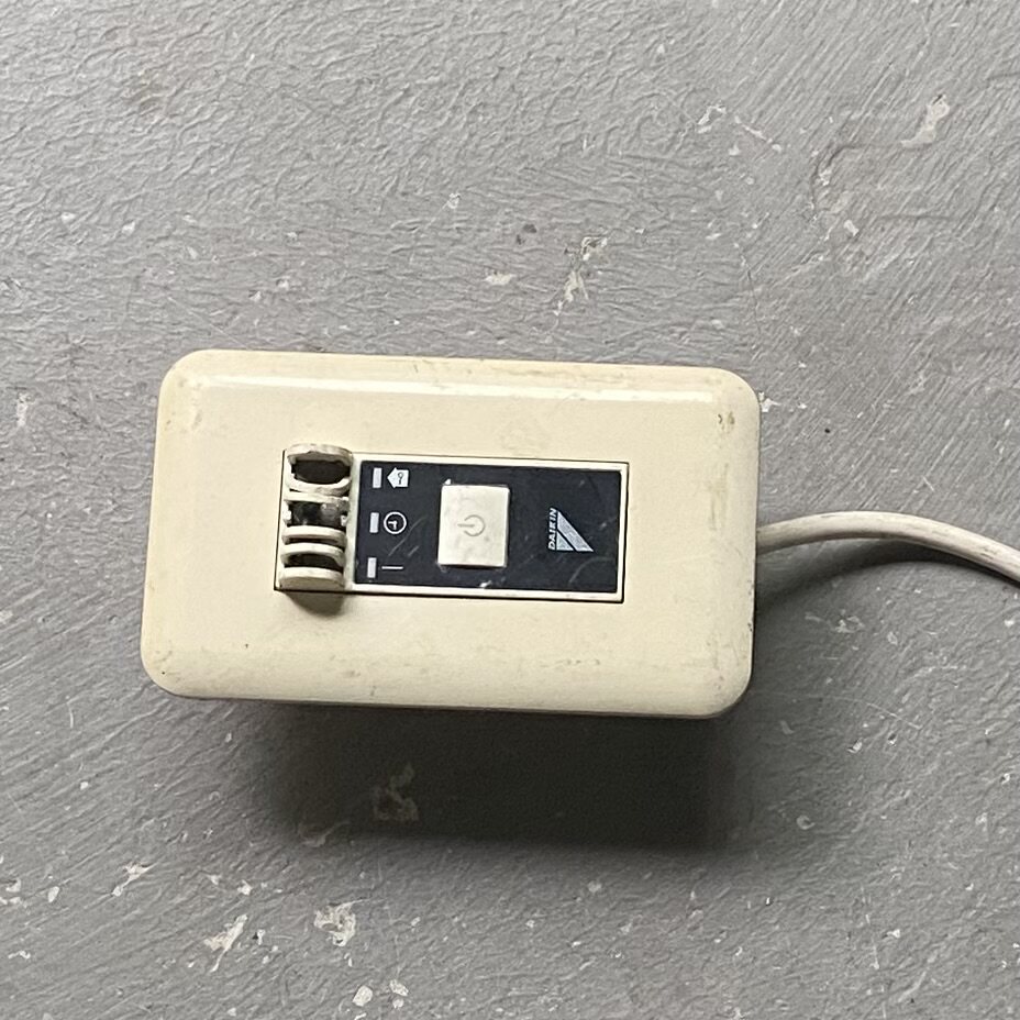 大金中央空调风管机无线接收器CDXS35EV2C遥控器信号接收显示板