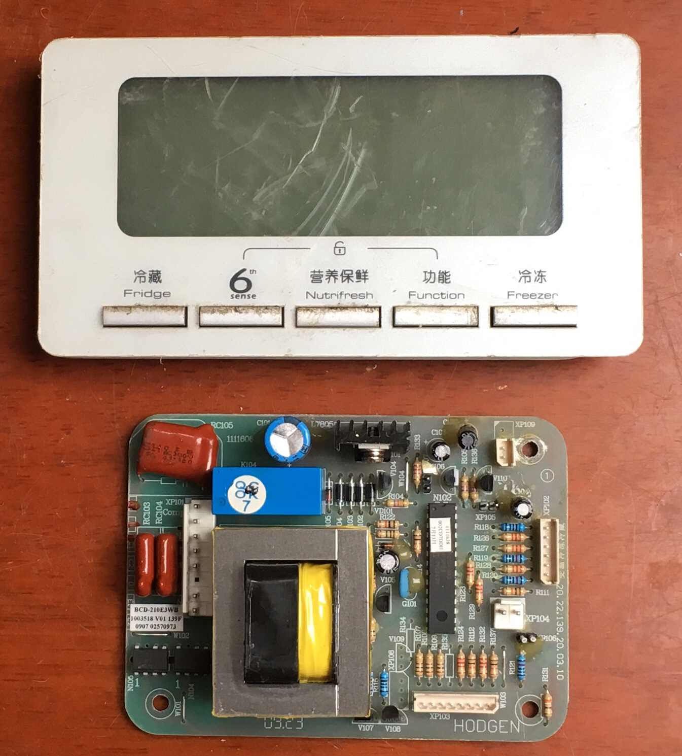 惠而浦冰箱BCD-210E3WB/E3S1B 电源板1003518显示板1004713 八线