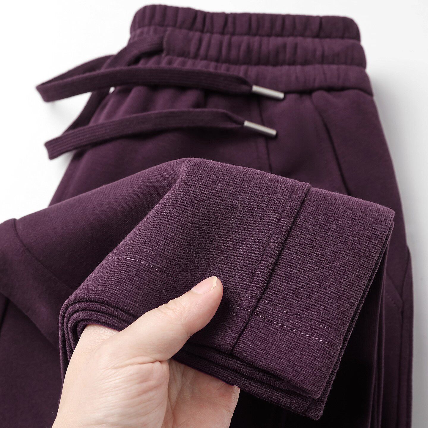 酱紫有韵味 乌梅紫窄版显瘦高腰直筒阔腿裤秋冬宽松垂感运动卫裤