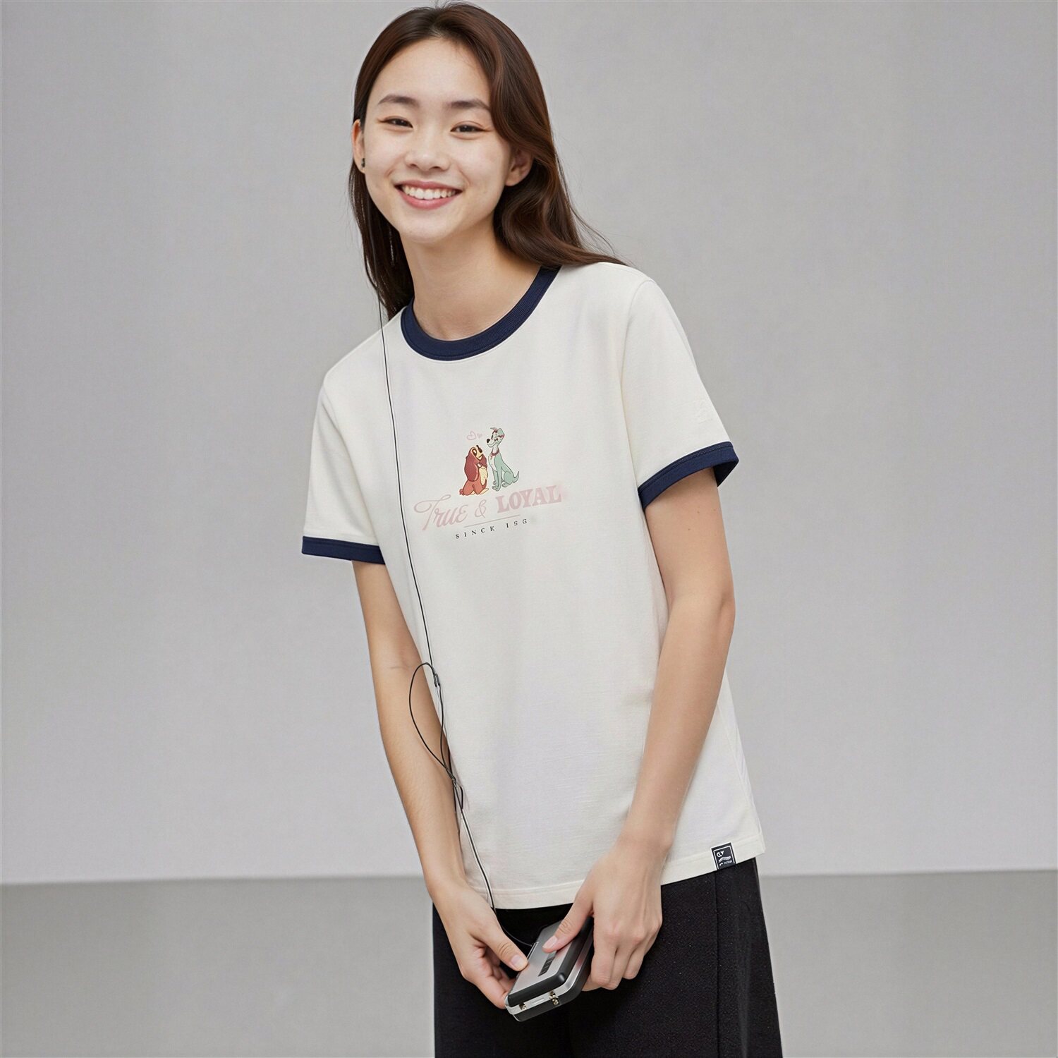 李宁女子联名系列短袖T恤