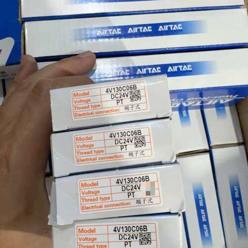 4V130C06B++4V130E06B D电磁阀气动亚德客