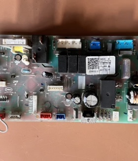 适用海尔风管机空调KFRd-36NW/620电脑板主板0151800137A