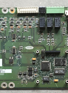 开利风冷热泵主板 30XA/XQ/XW （32GB500382) CEBD430403