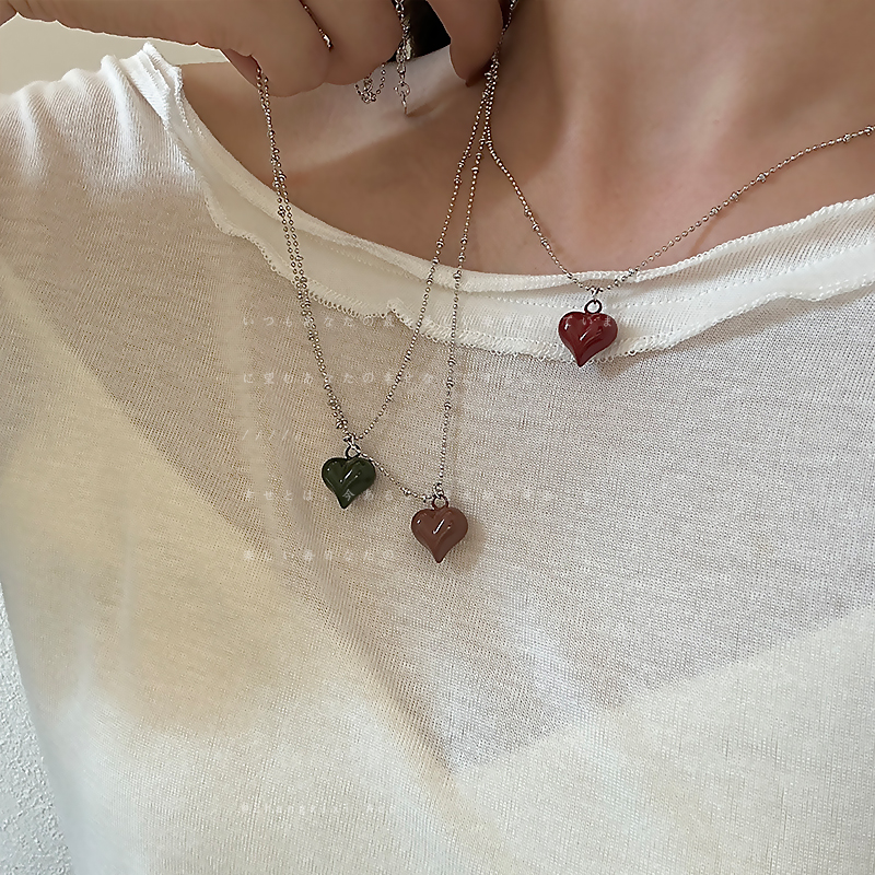 简约高级感滴油爱心小圆珠项链女个性轻奢复古潮流百搭颈链毛衣链