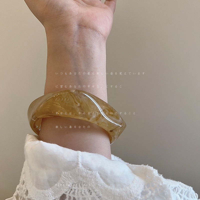 不规则透明纹理树脂手镯女个性设计感时尚独特精致百搭手环手饰