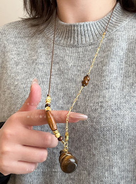 美拉德高级感虎眼石葫芦吊坠抽拉长款项链女复古轻奢颈链毛衣链