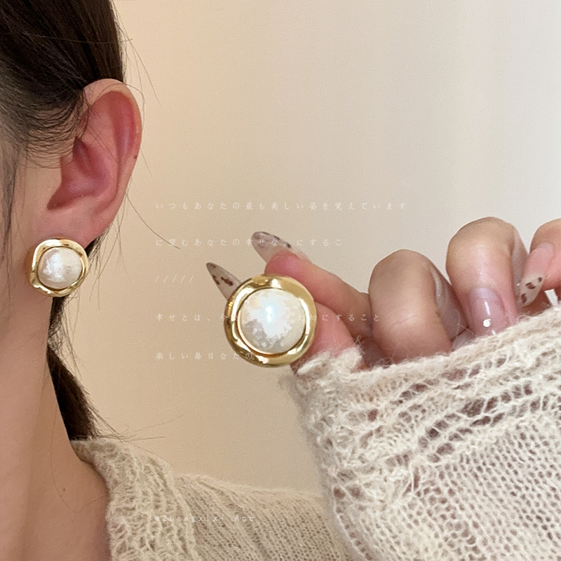 法式轻奢棉花珍珠几何圆形耳钉女个性独特时尚气质通勤耳环耳饰