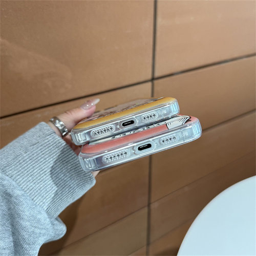 小松鼠小飞象iPhone16Pro流沙全