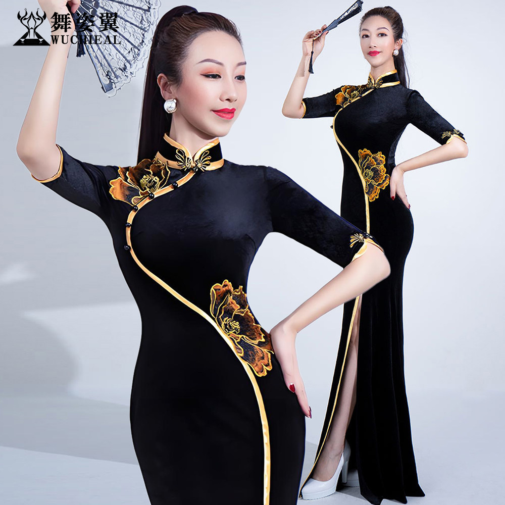 舞姿翼形体服丝绒绣花中袖旗袍裙