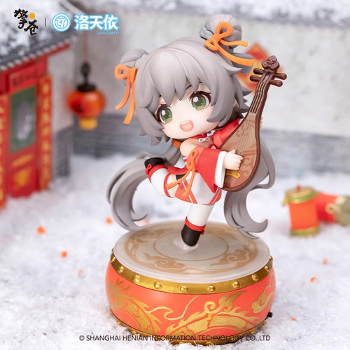 擎苍洛天依手办灯火春澜Q版正版