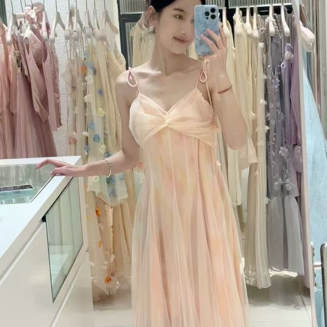 法式甜美风网纱拼接吊带连衣裙