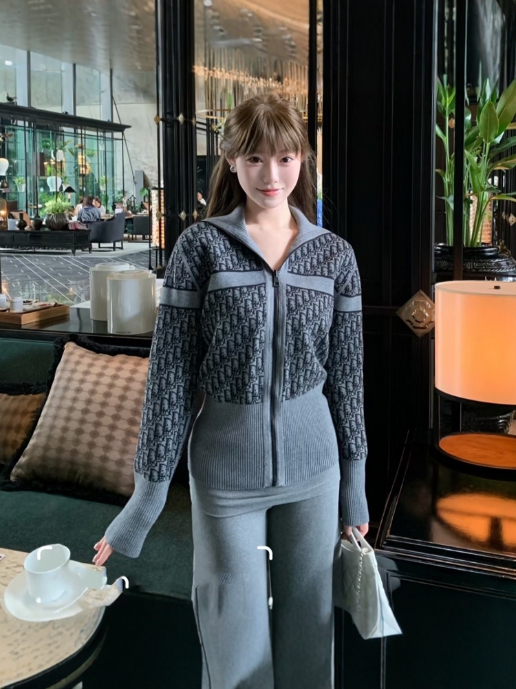 thumbnail for Shenzhen Nanyou High-End European-Style Autumn/Winter New Wool Knit Cardigan for Women, Reversible High-Neck Zipper Jacket