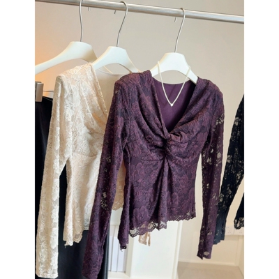 加绒加厚纯欲设计感扭结V领不规则蕾丝衫女秋冬修身显瘦内搭打底