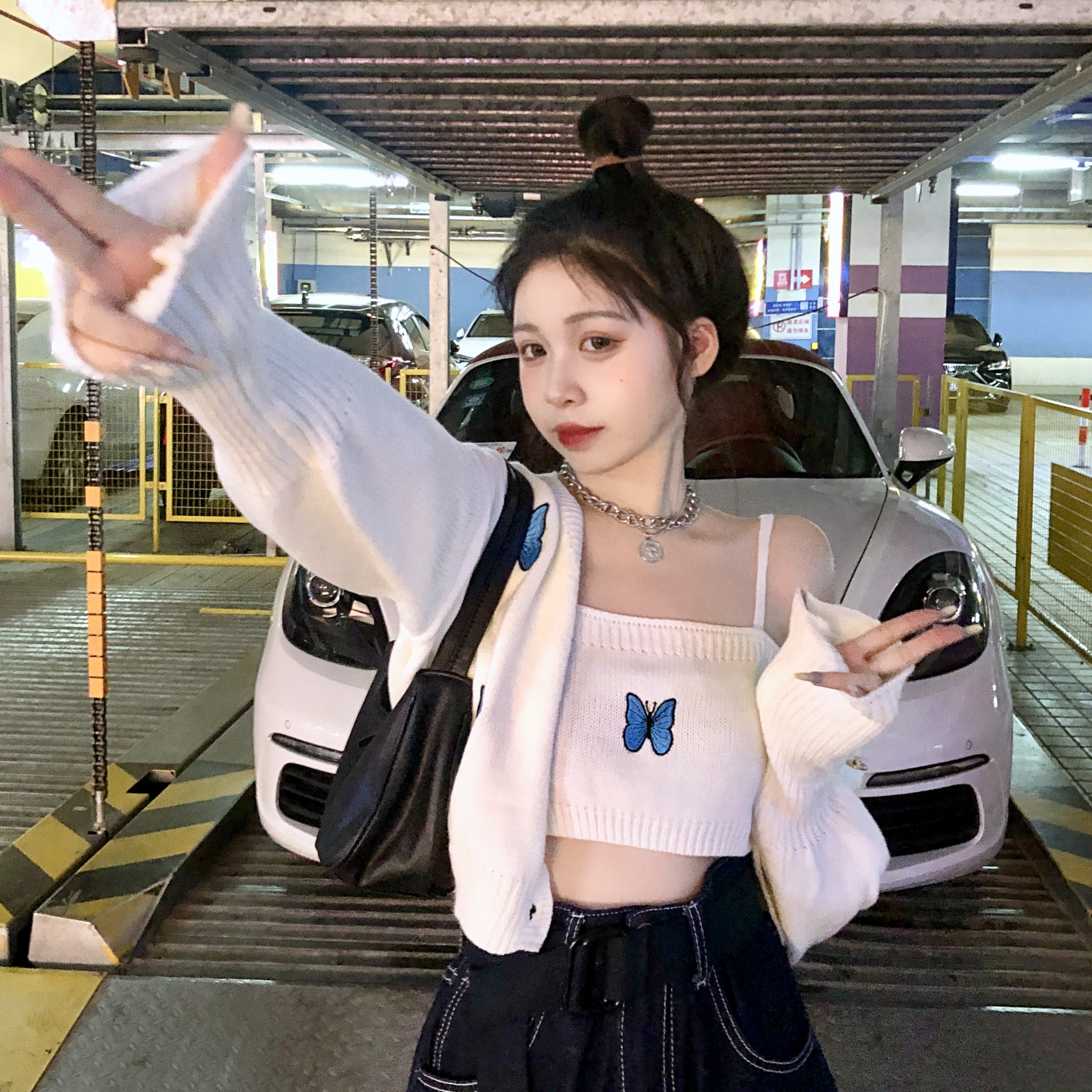 Two piece tuxedo butterfly embroidered princess sleeve thick thread sling short coat