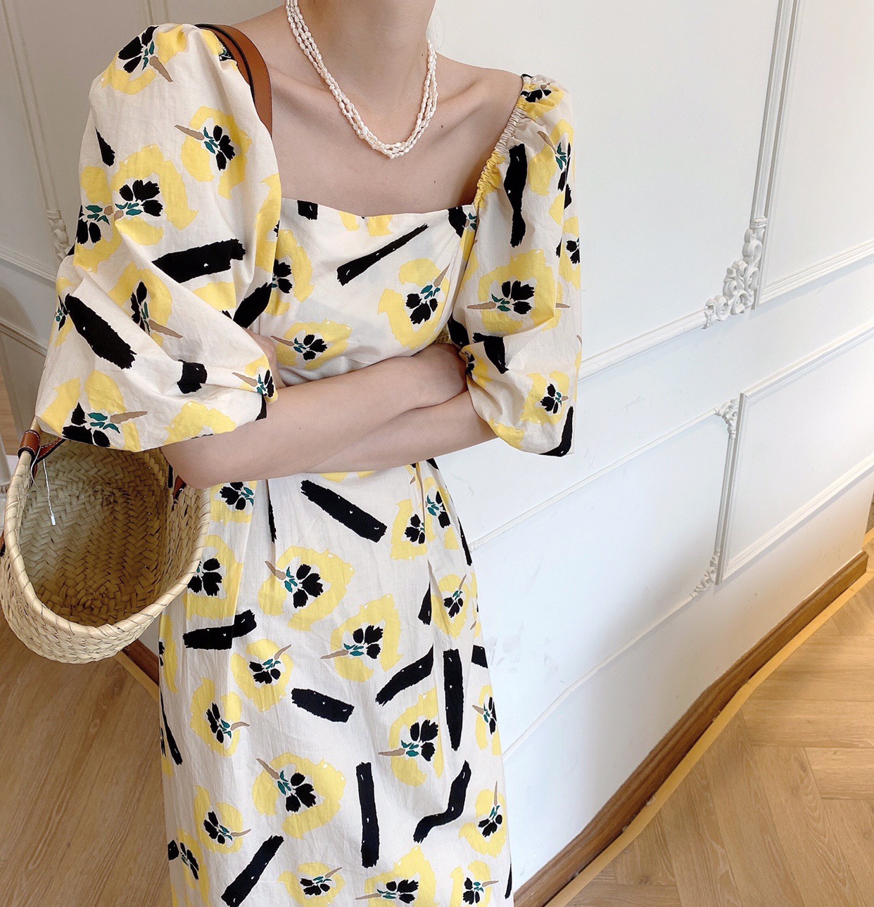 Lapel bubble sleeve dress