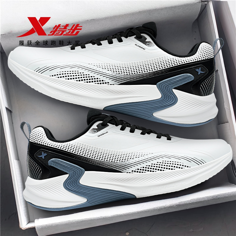 2025秋季新款革面防水跑步鞋特步