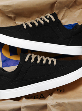 黑色男鞋2026春季新款厚底潮流潮鞋男韩版设计百搭青少年平底板鞋