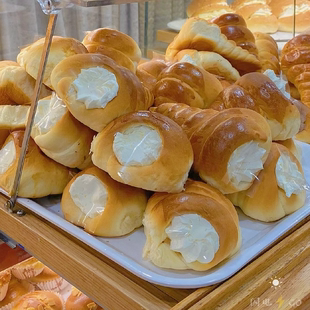 北京新侨三宝乐面包房纯黄油牛角面包北京老字号糕点面包代购顺丰