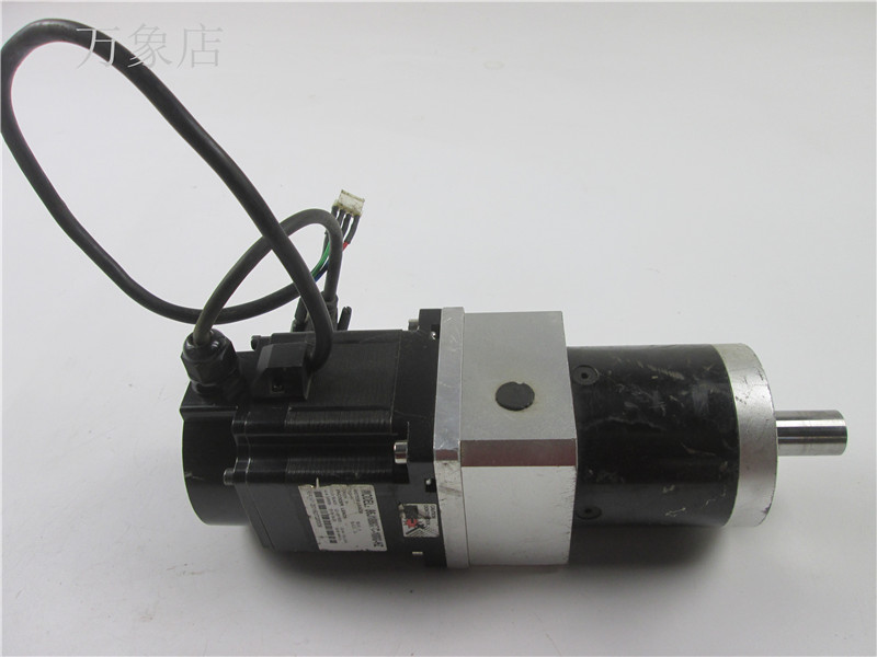 86J1880EC-1000-HZ 步进电机 + PL80-40-14-73-98 减速机 实拍