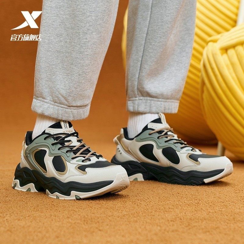 特步星野休闲鞋男鞋冬季革网轻便运动鞋情侣户外鞋复古老爹鞋女鞋,运动鞋new,运动休闲鞋,淘宝优惠券,粉丝福利购,淘宝优惠卷